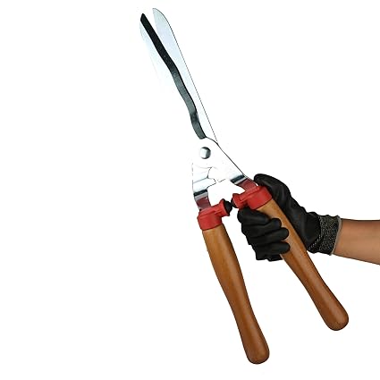 Hedge Shares wooden handle