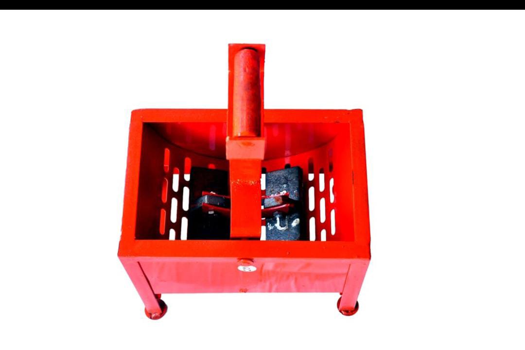 Manual Groundnut shelling Machine (शेंगा फोडणी यंत्र)