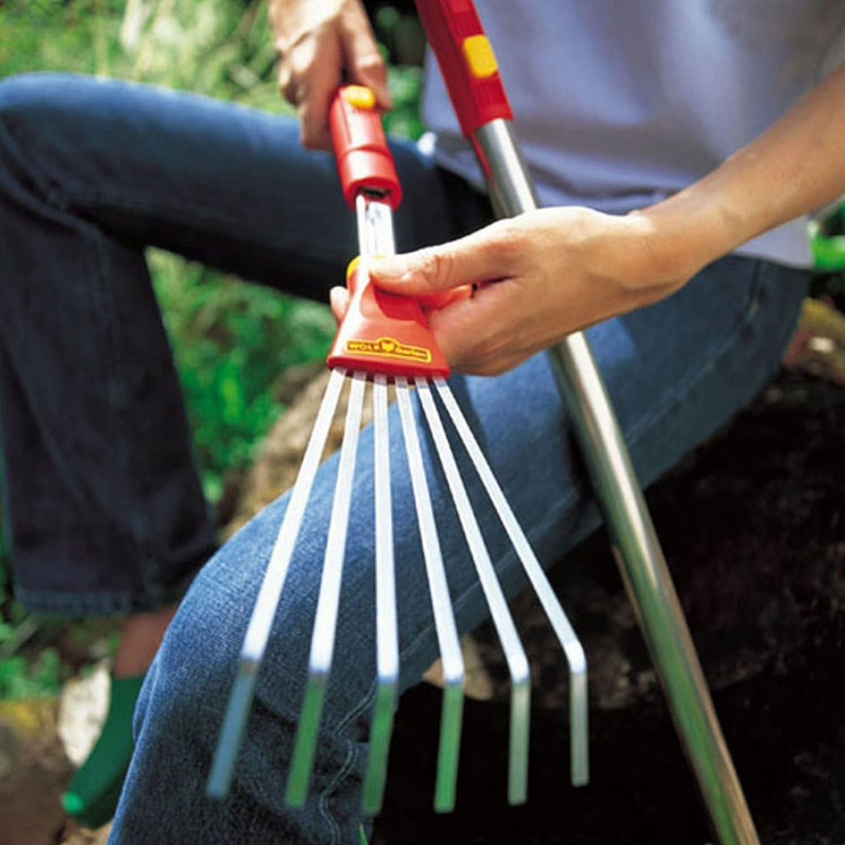 WOLF GARTEN Small Fan Rake (LD-M) - image 4