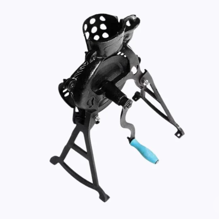 C01-Manual Corn Thresher | AASHNA Agricultural Equipment